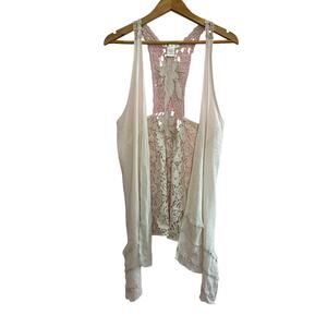 CHARLOTTE RUSSE Boho Crochet Vest Lace Back Ruffle Hem Womens Large Beige Layer